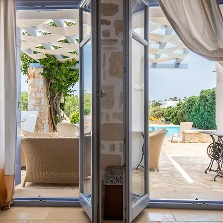 Persephone ليفاديا