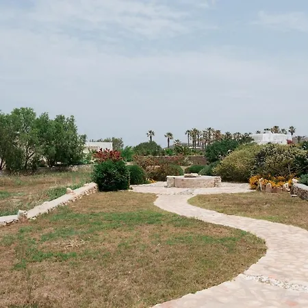 Persephone Livadia (Paros)